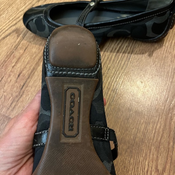 Coach Women's Black Signature Logo Mary Jane Shoes Leather and Canvas Joy Size 5 - Picture 9 of 15